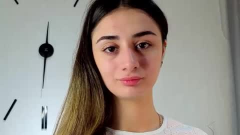 Iris online show from November 22, 4:33 am