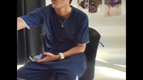 jambybigcock online show from April 28, 3:22 am