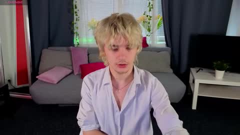 JameMiller online show from March 2, 7:09 am