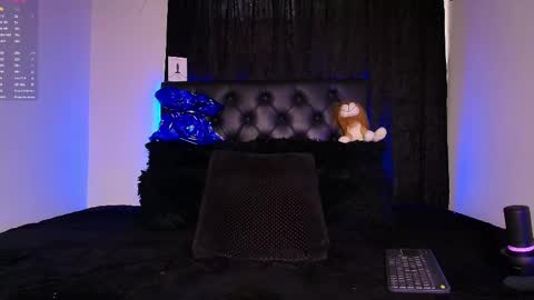 Snapshot of james1lee_ chatting on June 6, 8:57 pm LeonardoInsta LeonardoperezcoPvt open online show from June 6, 8:57 pm
