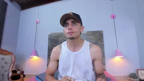 Snapshot of james_06_ chatting on April 12, 11:48 am james_06_ online show from April 12, 11:48 am