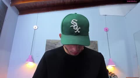 Snapshot of james_06_ chatting on April 27, 11:41 am james_06_ online show from April 27, 11:41 am