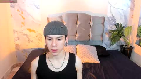 james_adamss_ online show from January 14, 12:00 pm