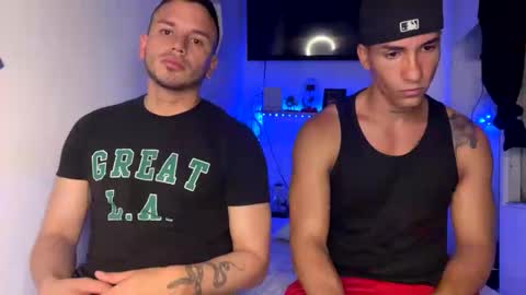 Snapshot of james_and_max chatting on March 12, 1:36 am james_and_max online show from March 12, 1:36 am