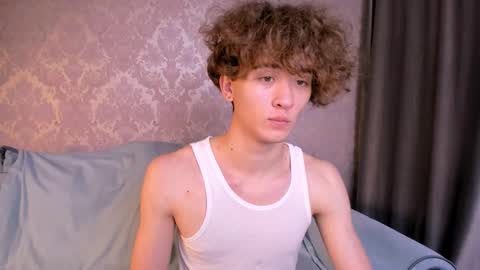 Snapshot of james_colleman chatting on November 15, 7:54 pm james_colleman online show from November 15, 7:54 pm