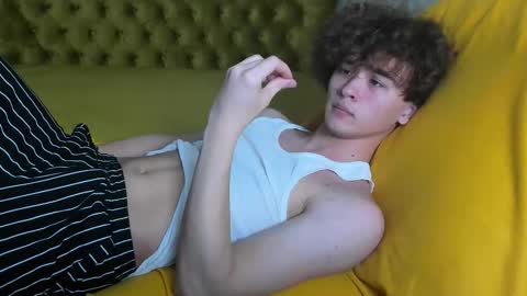 Snapshot of james_colleman chatting on November 29, 8:45 pm james_colleman online show from November 29, 8:45 pm