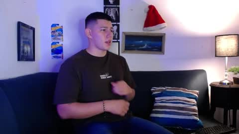 james_cr online show from November 29, 2:25 am