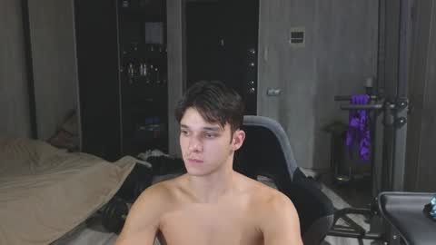 James online show from March 2, 11:33 pm