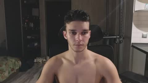 Snapshot of james_friends chatting on June 7, 7:50 pm James online show from June 7, 7:50 pm
