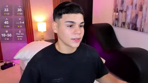 James online show from October 3, 7:22 pm