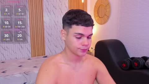 James online show from October 23, 8:51 pm