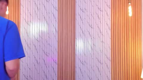 James online show from November 20, 7:57 pm