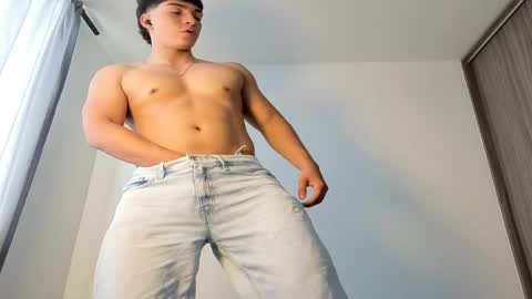 james_silva1 online show from April 27, 2:15 pm