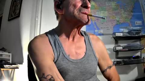 Snapshot of jamesbond007322393 chatting on April 6, 5:30 am jack online show from April 6, 5:30 am