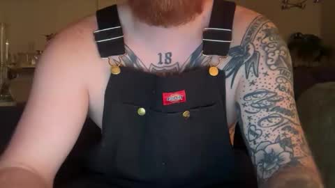 Snapshot of jamesbuilt chatting on December 2, 5:46 am jamesbuilt online show from December 2, 5:46 am