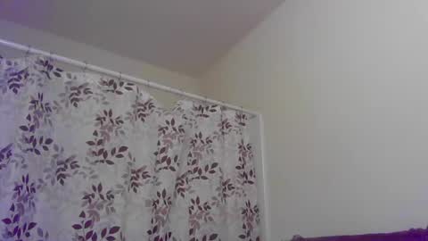 jamesjewels online show from February 2, 4:05 am