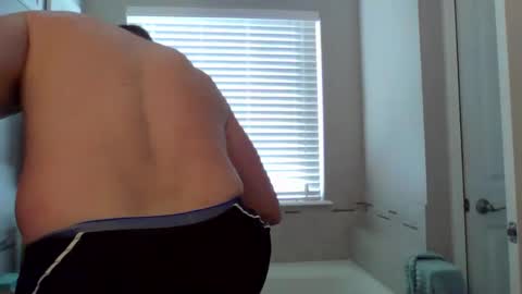 Snapshot of jamesmckendree chatting on February 22, 3:32 pm jamesmckendree online show from February 22, 3:32 pm