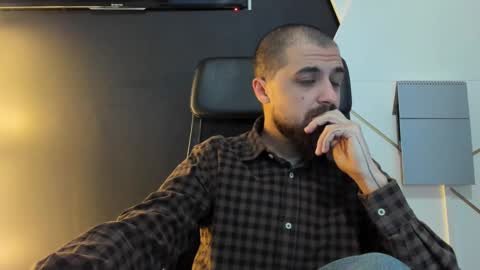 Snapshot of jamesmyersx chatting on February 22, 5:44 am JamesMyers online show from February 22, 5:44 am