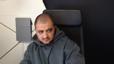 Snapshot of jamesmyersx chatting on November 4, 5:17 am JamesMyers online show from November 4, 5:17 am