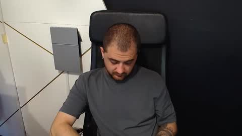 Snapshot of jamesmyersx chatting on November 8, 6:57 am JamesMyers online show from November 8, 6:57 am