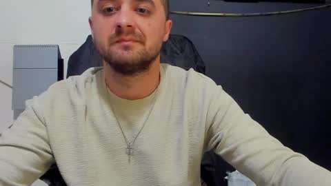 JamesMyers online show from May 2, 3:44 am