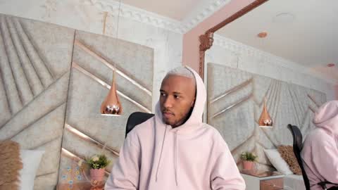 James  online show from February 1, 12:16 pm