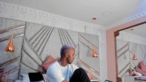 James  online show from February 8, 5:08 pm