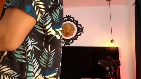 Snapshot of jamess__brown chatting on November 25, 4:01 am James Brown online show from November 25, 4:01 am