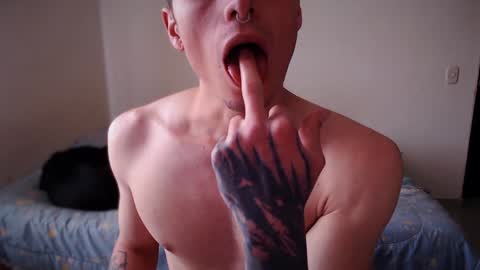 Snapshot of jamesss____ chatting on January 4, 7:55 pm jamesss____ online show from January 4, 7:55 pm