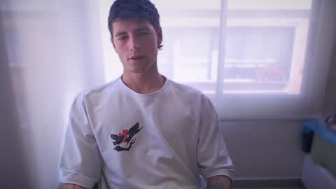 Snapshot of jamesss____ chatting on January 14, 3:47 pm jamesss____ online show from January 14, 3:47 pm