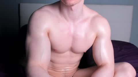 Snapshot of jamesstong chatting on January 27, 11:33 pm James Strong online show from January 27, 11:33 pm