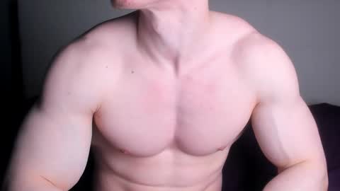 Snapshot of jamesstong chatting on November 8, 10:30 pm James Strong online show from November 8, 10:30 pm