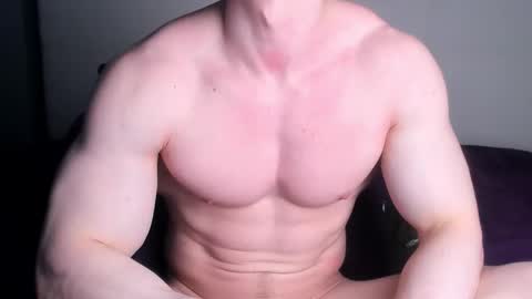 Snapshot of jamesstong chatting on November 14, 10:07 pm James Strong online show from November 14, 10:07 pm