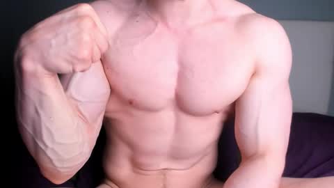 Snapshot of jamesstong chatting on November 28, 12:41 pm James Strong online show from November 28, 12:41 pm