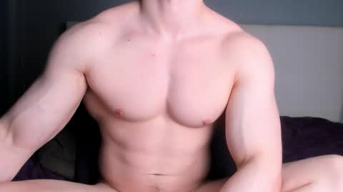 Snapshot of jamesstong chatting on February 7, 7:17 pm James Strong online show from February 7, 7:17 pm