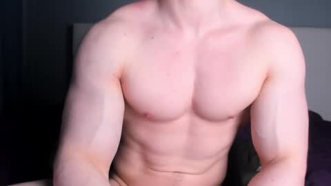 Snapshot of jamesstong chatting on February 15, 4:58 pm James Strong online show from February 15, 4:58 pm