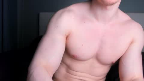 Snapshot of jamesstong chatting on March 9, 9:52 pm James Strong online show from March 9, 9:52 pm