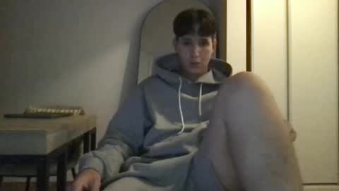 Snapshot of jami4u chatting on November 9, 3:54 pm JAMI4U online show from November 9, 3:54 pm