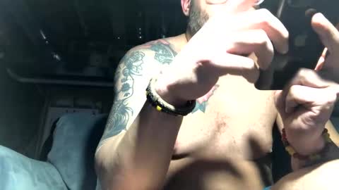 Snapshot of jamie19905 chatting on January 22, 9:24 am jamie19905 online show from January 22, 9:24 am