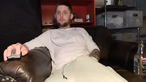 Snapshot of jamiejordan93 chatting on November 6, 8:04 am OF - Jamiejordans online show from November 6, 8:04 am