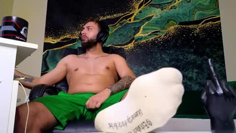 Robbie online show from March 29, 7:58 pm