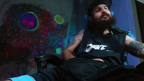 Jammes. online show from February 4, 8:17 pm