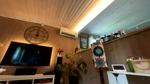 Jans online show from July 30, 10:03 am
