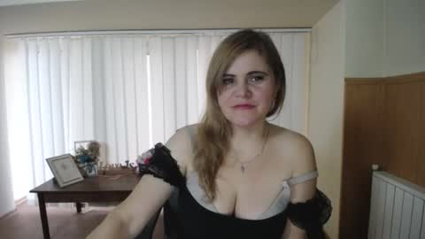 Snapshot of janaloveli chatting on December 18, 11:24 am janaloveli online show from December 18, 11:24 am