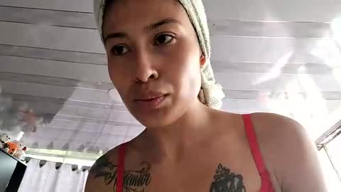 Snapshot of janariivera1 chatting on October 31, 6:42 pm janariivera1 online show from October 31, 6:42 pm