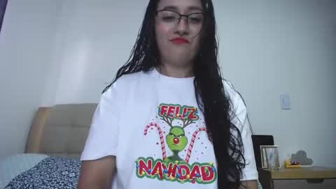 Snapshot of jandylovee chatting on December 25, 9:00 pm Johanna online show from December 25, 9:00 pm