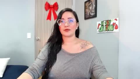 Snapshot of jane_and_paul1 chatting on December 14, 1:11 am online show from December 14, 1:11 am