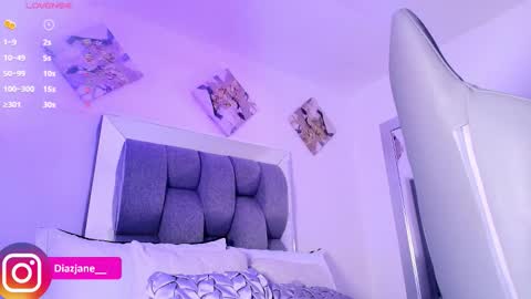 Jennifer online show from February 25, 9:24 pm