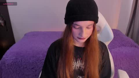 Snapshot of janee_lane chatting on November 19, 3:23 pm Jane online show from November 19, 3:23 pm