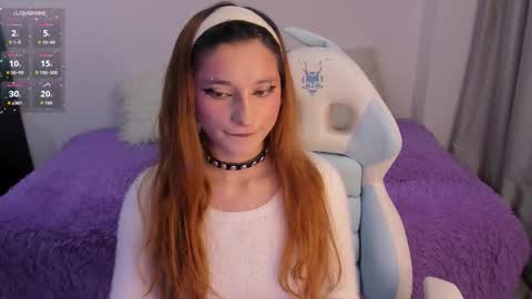 Snapshot of janee_lane chatting on December 5, 12:30 am Jane online show from December 5, 12:30 am